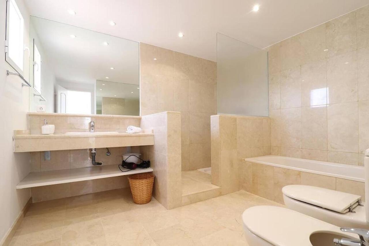 Amazing 3Bedroom Flat With Seafront Views & Pool By Sharingco Marbella Exterior foto
